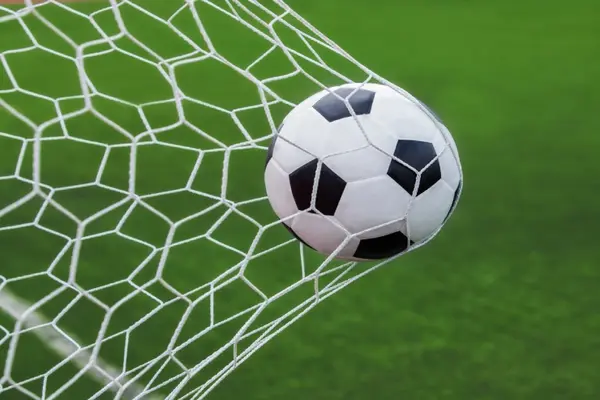 Why was the soccer player so good at keeping her house clean?