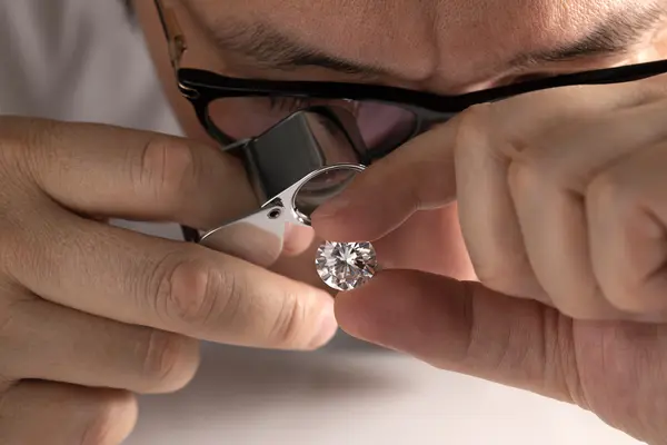 What was every gemologist's favorite subject in history class?