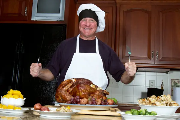 On Thanksgiving, what does Dad have in common with a baseball player?