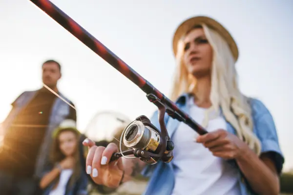 What kind of music should you listen to while fishing?