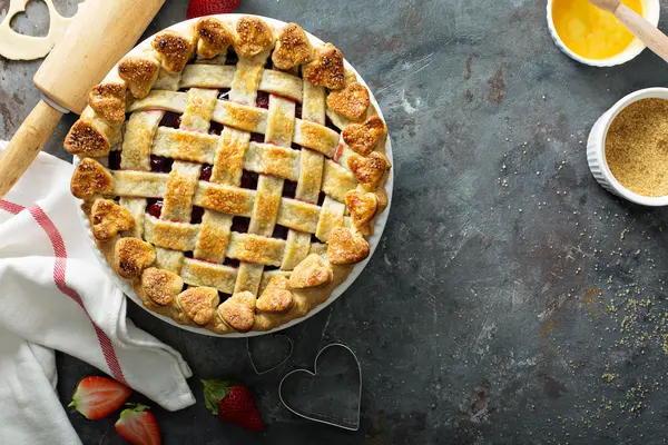 What's the best thing to put into a pie?