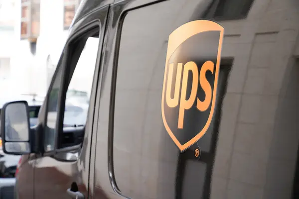 What's a UPS® driver's favorite sport?